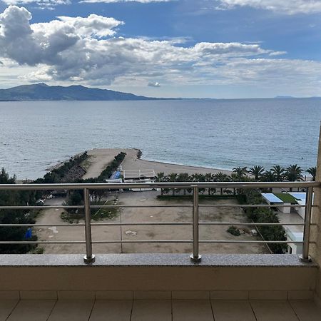 Eval Hotel Sarandë Exteriör bild